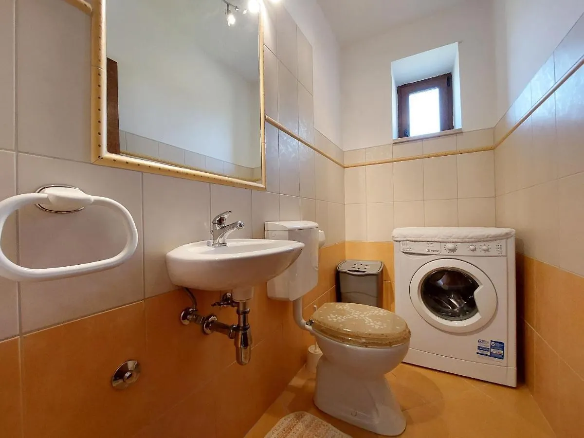 Apartment Niki Tribalj  Croatia