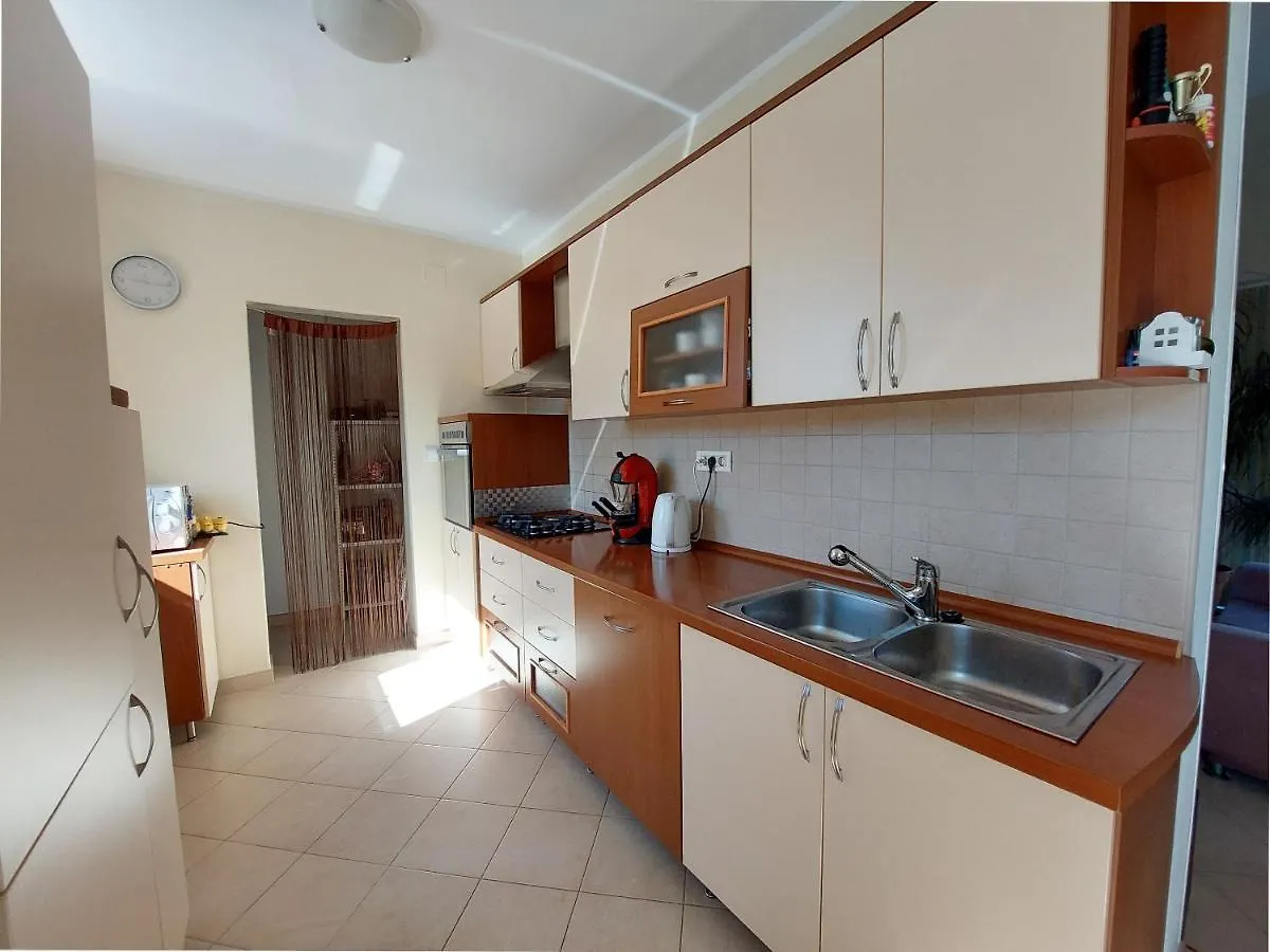 Apartment Niki Tribalj