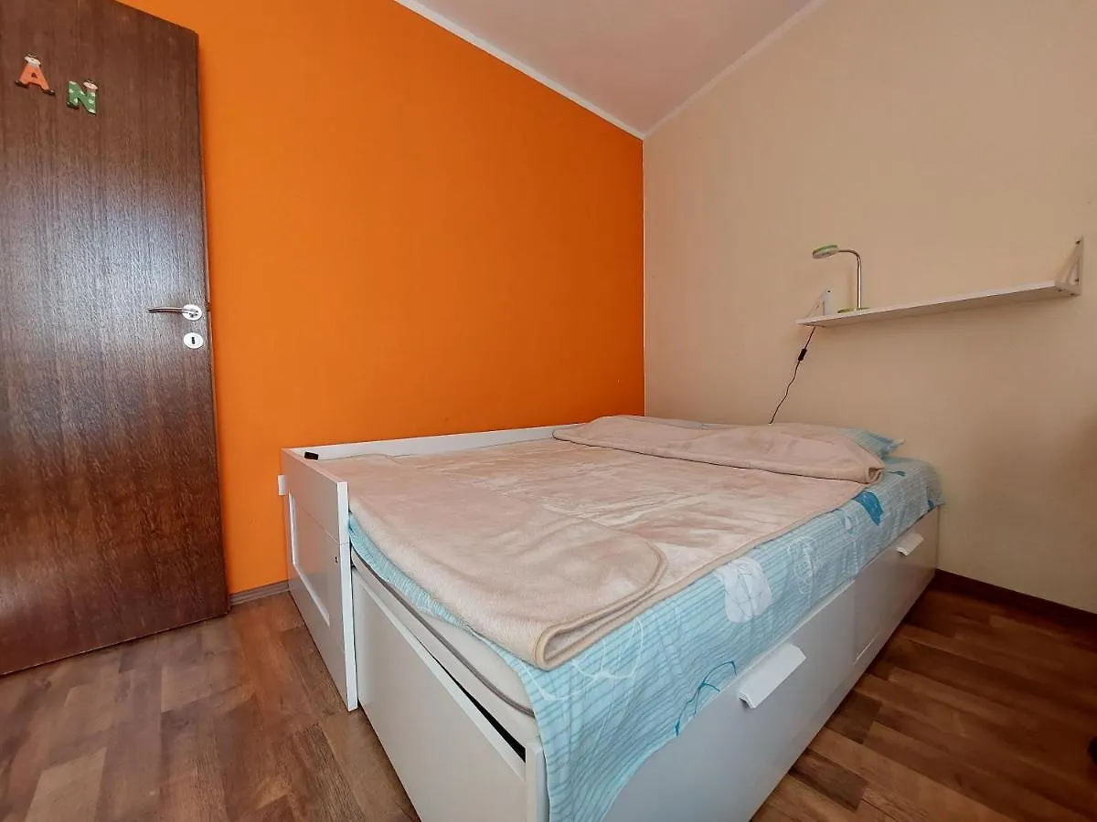 Apartment Niki Tribalj